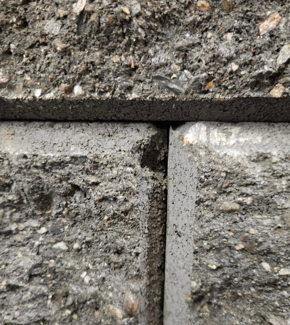 Citymuurikivi musta, II-laatu